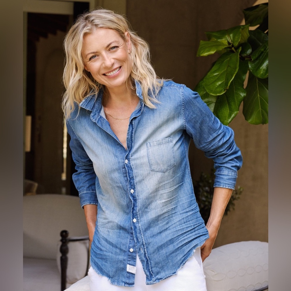 FRANK & EILEEN Distressed Vintage Wash Denim Shirt‎